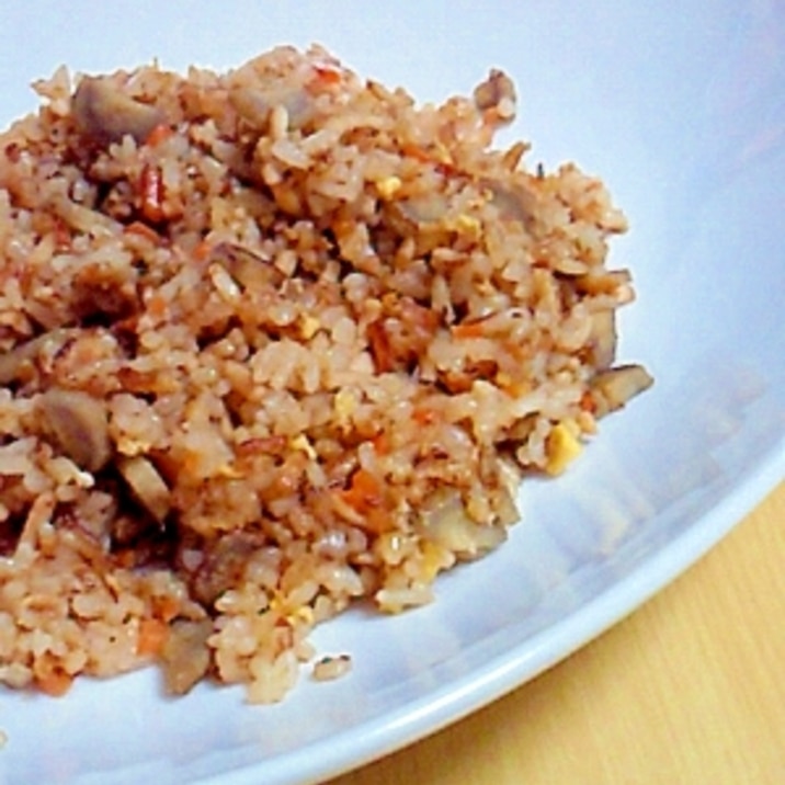 醤油マヨが香ばしい!ゴボウチャーハン